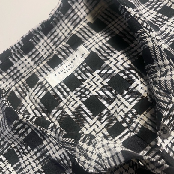 Equipment Femme Black & White Plaid Button Down Blouse – Size M - Picture 2 of 3